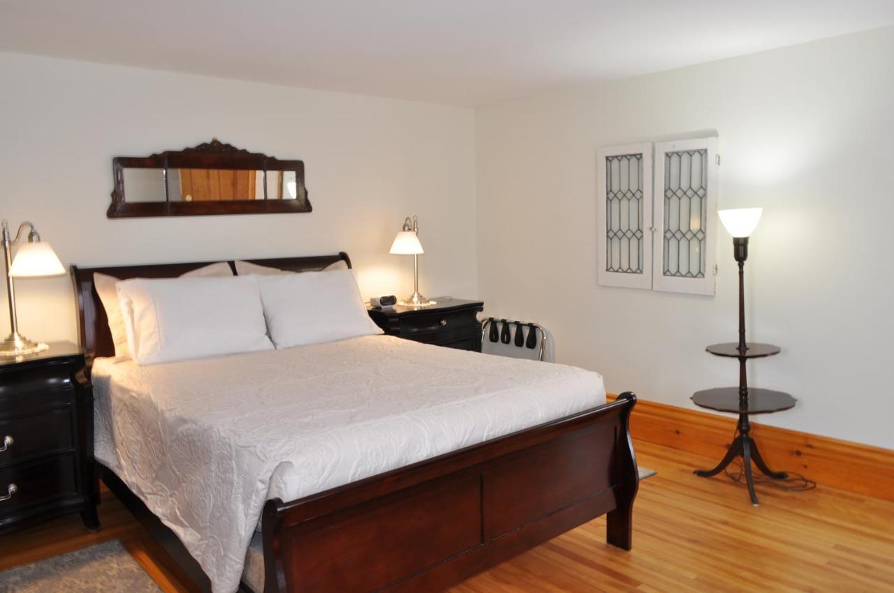 Holman's Heritage Suites Summerside Exteriör bild