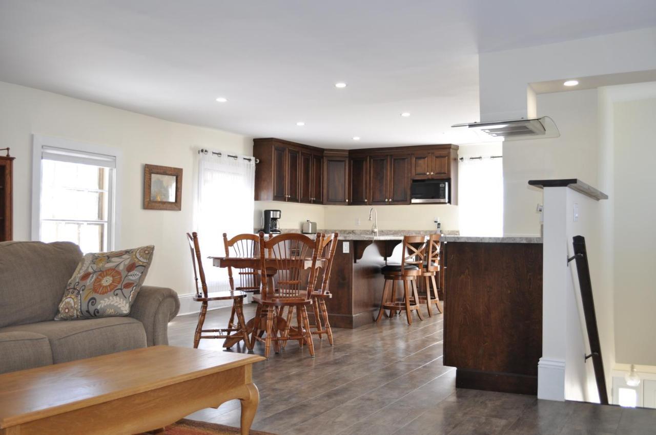Holman's Heritage Suites Summerside Exteriör bild