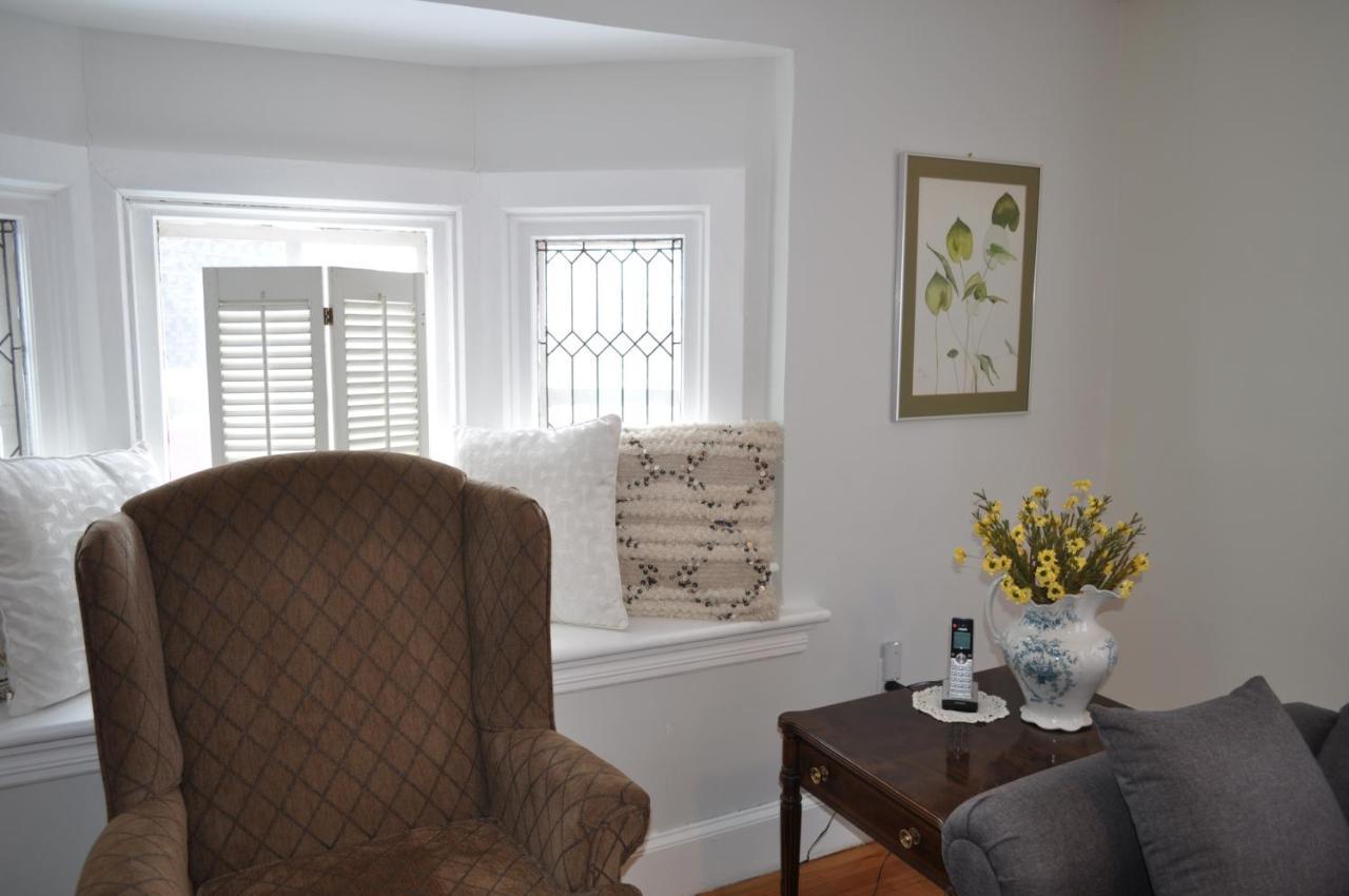 Holman's Heritage Suites Summerside Exteriör bild