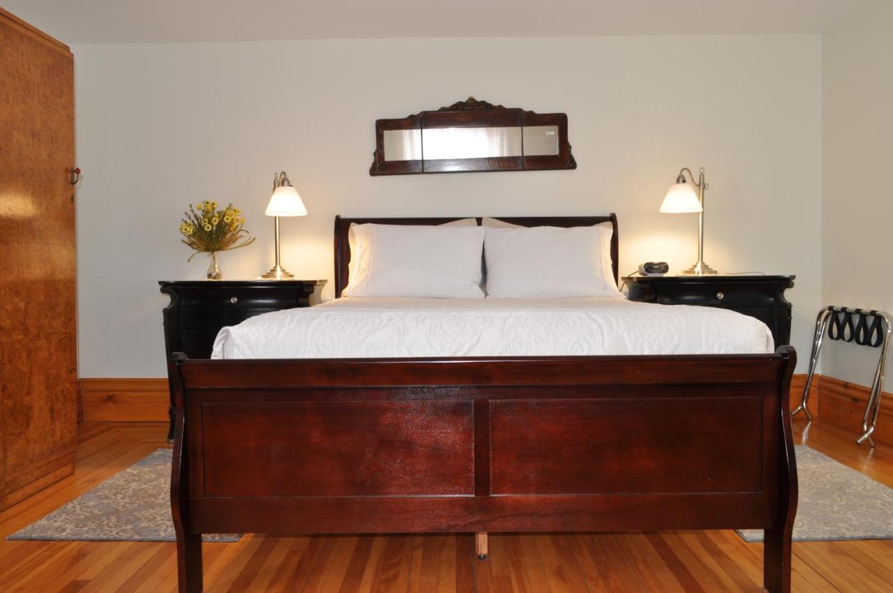 Holman's Heritage Suites Summerside Exteriör bild