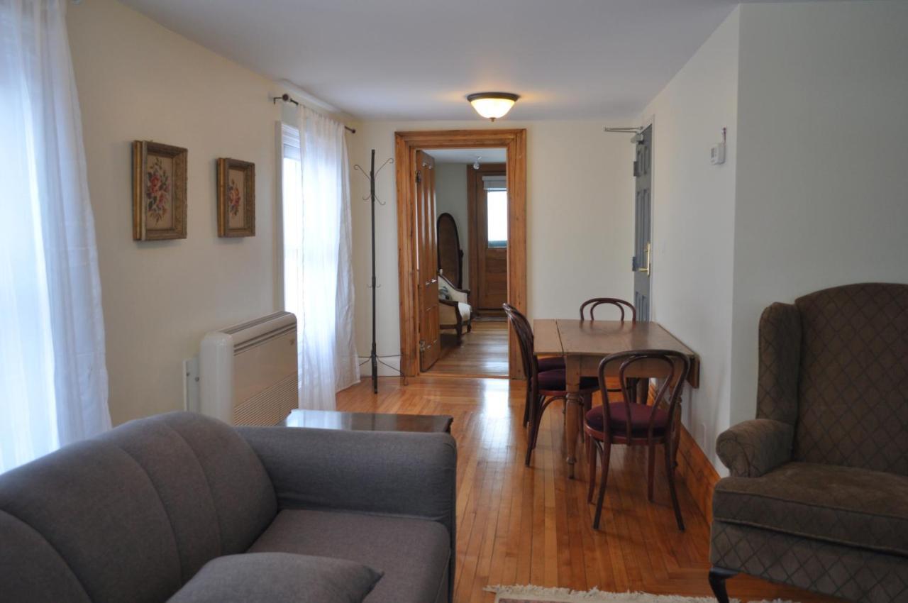 Holman's Heritage Suites Summerside Exteriör bild