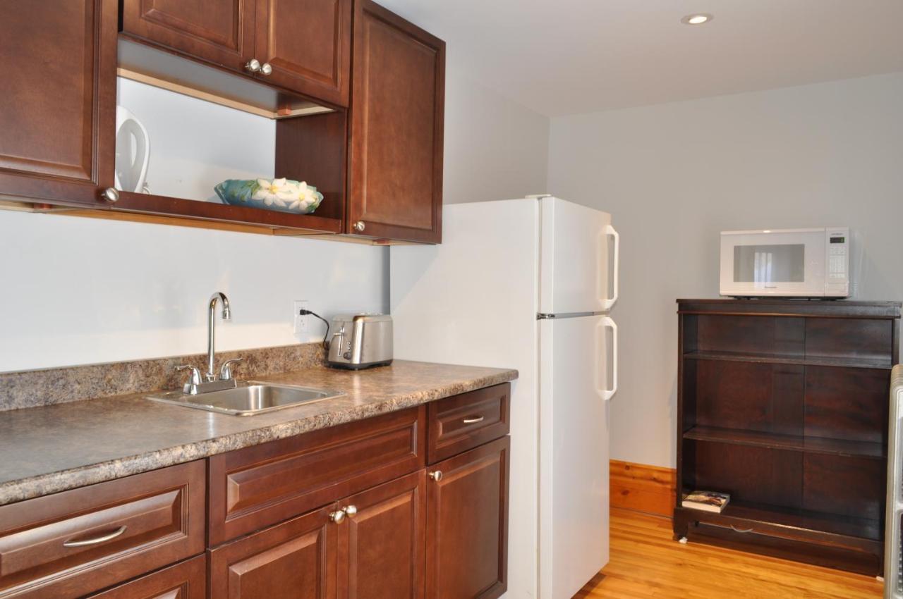 Holman's Heritage Suites Summerside Exteriör bild