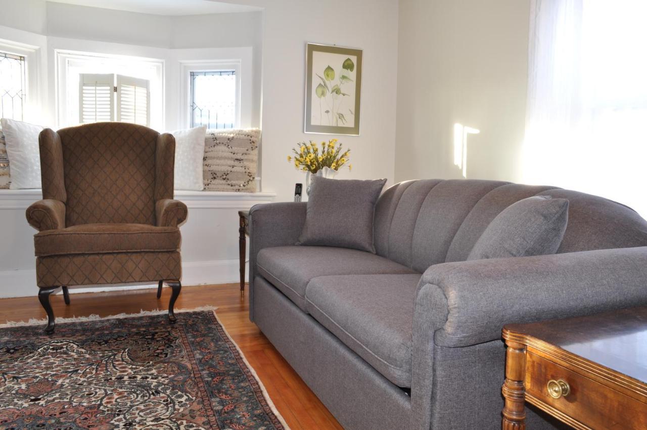 Holman's Heritage Suites Summerside Exteriör bild