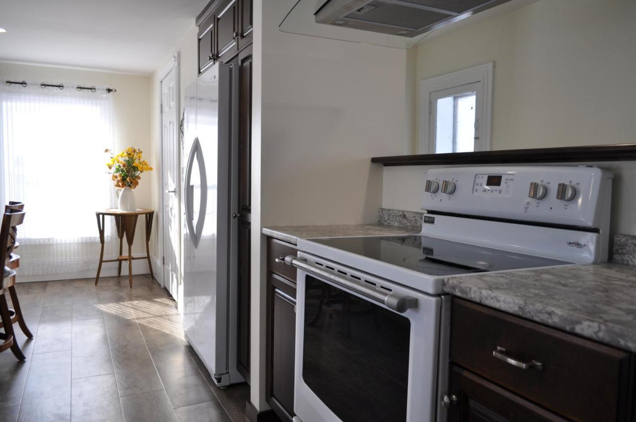 Holman's Heritage Suites Summerside Exteriör bild